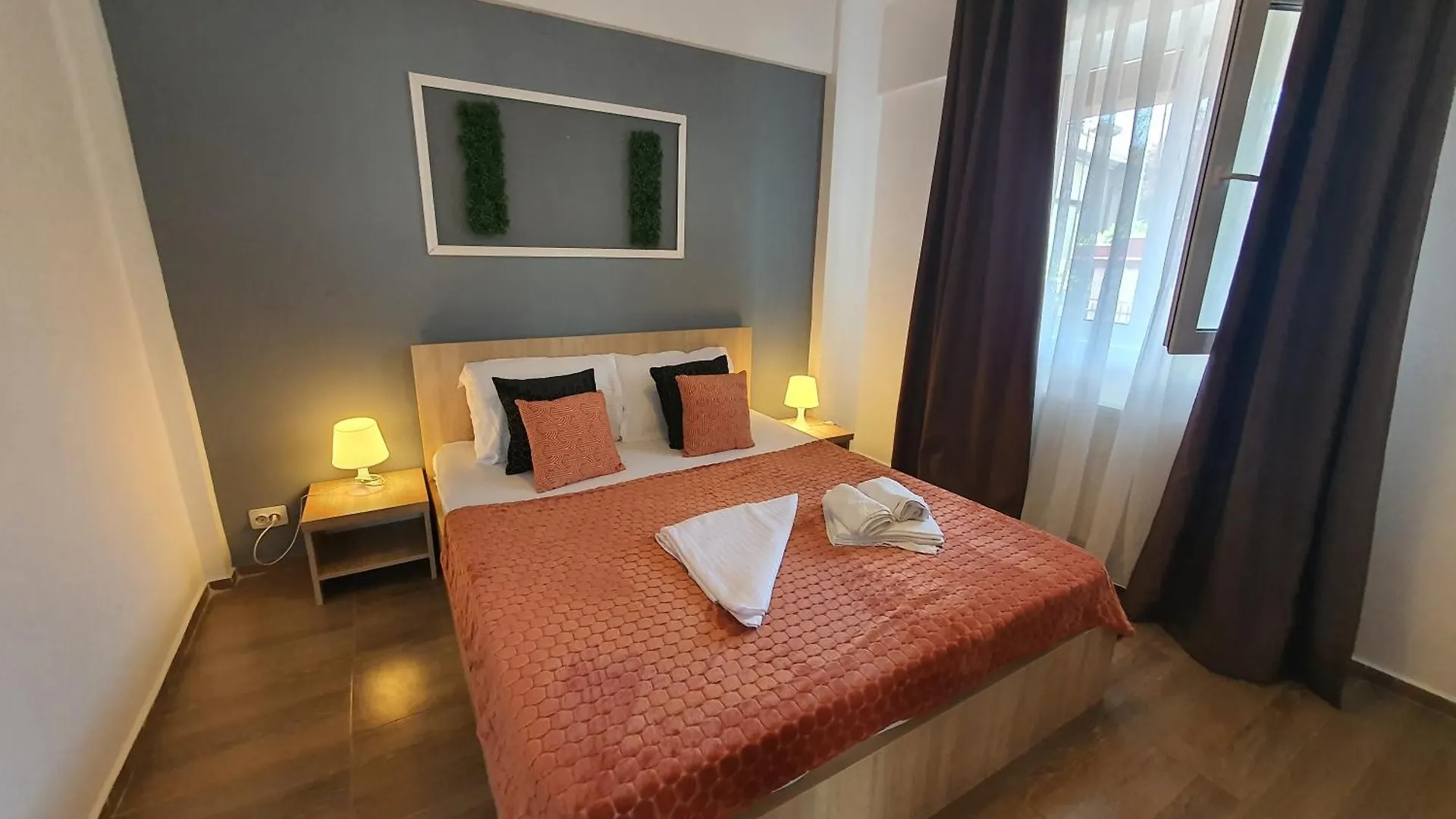 Green Apartment Bucureşti 0*,  România